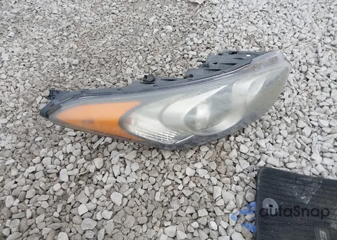 2014 Hyundai Elantra Gt z USA, uszkodzony, nr VIN KMHD35LH9EU234768